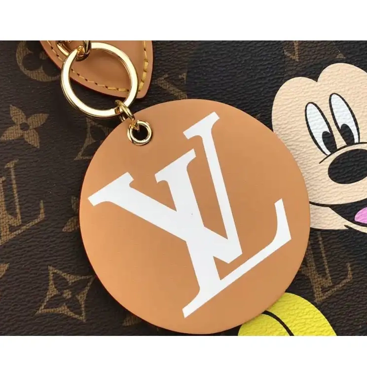 Fashionrepsfam ru Bags 205FY0144 LV 0813
